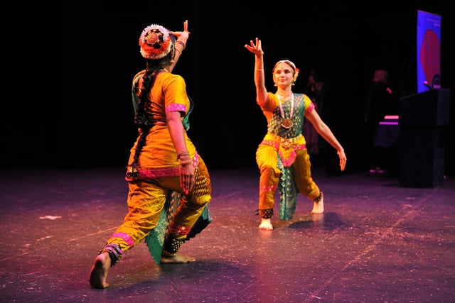 Performance - Bharatanatyam - Indian Classical Dance by Nrityollaasa Dance Group led by Priya Bhawaneedin