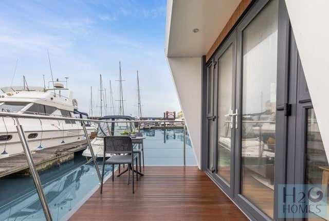Exterior seating area
