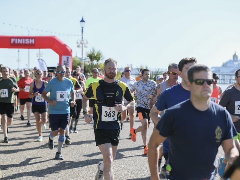 The start, finish, action and podium photos from the 2024 Eastbourne 10k