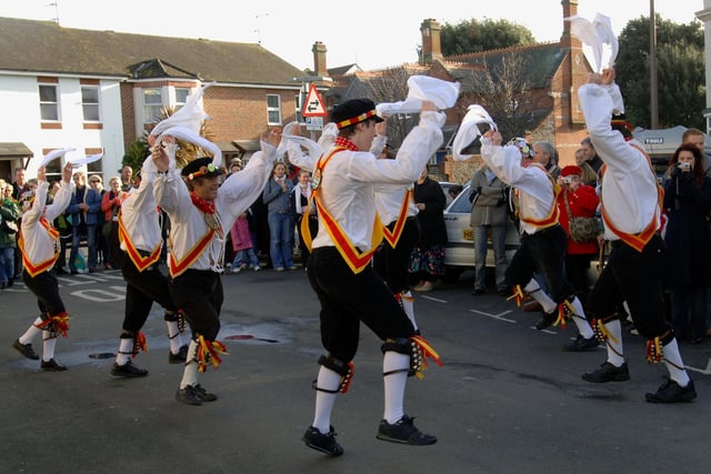 Sompting Village Morris dancing and performing a traditional Mummers Play at the Richard Cobden in Worthing on New Year's Day 2007