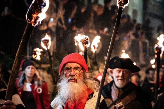 Bonfire procession by Peter Mould