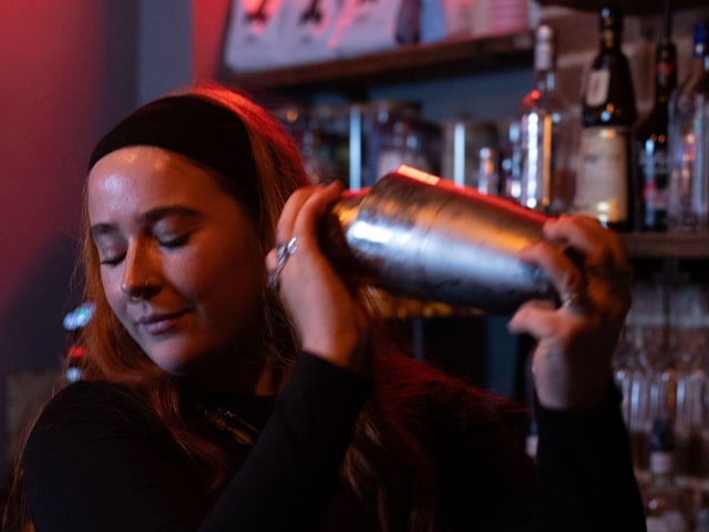 Abi Barthrop, Blake's Bar and Bistro at Artist Residence