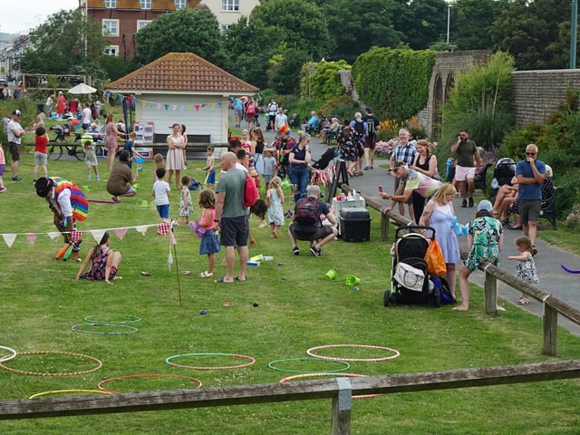 Fun and games in Denton Gardens at the community picnic