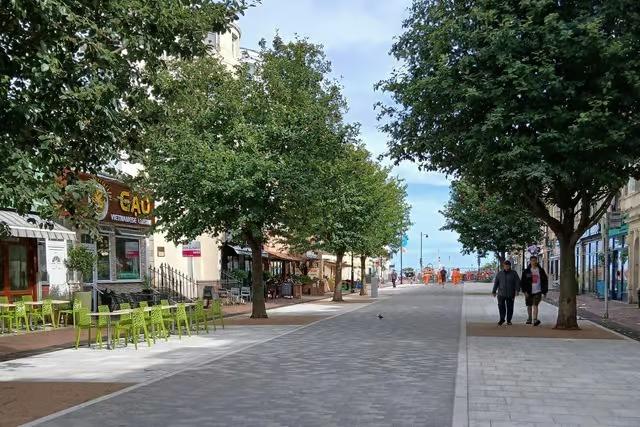 Pedestrianisation works to the seafront-end of Terminus Road (known as Victoria Place) were announced in January. The road has been closed for much of the year to allow for the works which were made possible following a £19.8 million grant from the government’s Levelling Up Fund. The joint project between Eastbourne Borough Council (EBC) and East Sussex County Council (ESCC) has been controversial, mostly due to its impact on traders. Katerina Tutt, owner of Qualisea in Terminus Road, said local businesses are ‘in favour’ of the project overall, but that the road closure had ‘caused absolute carnage’. According to EBC and ESCC, the completed project will see the road transformed into a ‘more attractive and vibrant destination for everyone to enjoy’, with al fresco dining, new paving, a Victorian-style street arch and newly-planted trees and flowers.