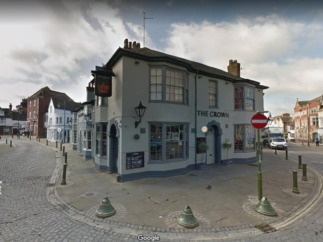 Carfax, Horsham RH12 1DW. 4.2 stars on Google Reviews. One review said, "Love the Crown, there's always a good ambiance, food is great and I love the selection of drinks." Another reviewer said, "Absolutely love this place !!! A great pub , great food , great atmosphere , great staff led by an amazing manager who brings life to the pub !!"