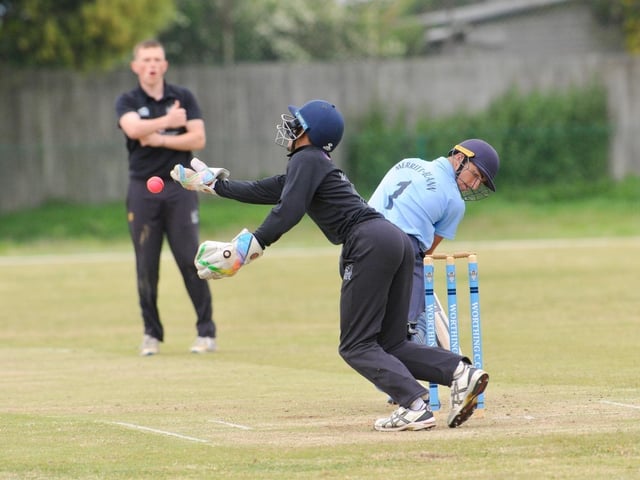 Worthing CC v Roffey twos, Sussex Cricket League Division 2