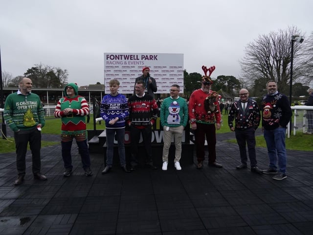 Christmas Jumpers Raceday at Fontwell Park 2025