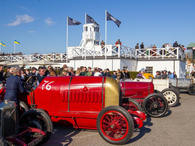 The starting line at the S.F Edge Trophy. Photo: Michael John Reed. REEDIMAGE.