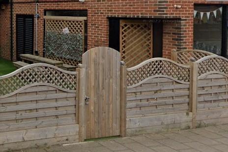 The Hopp Inn, in High Street, Selsey, is a family-run pub offering a warm welcome. There is table service, so customers can just sit down and relax with your friends - no need to queue at the bar.