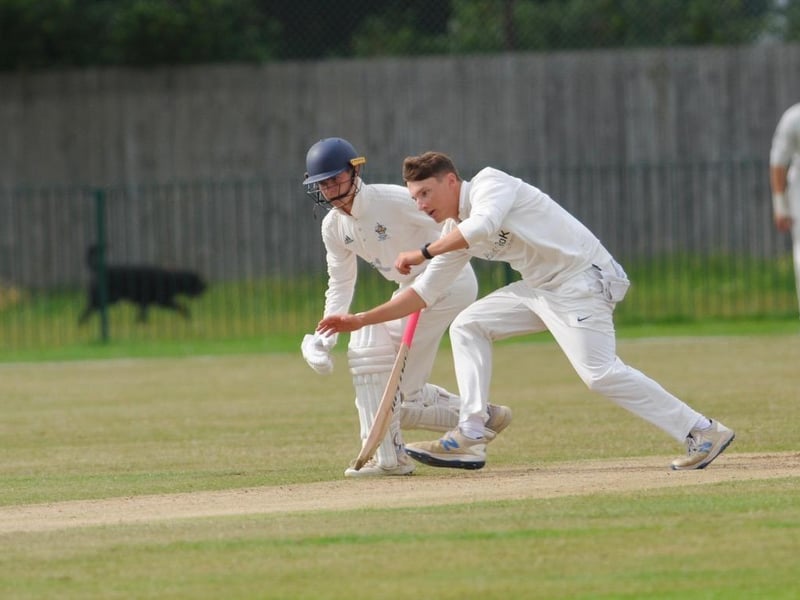 Worthing CC take on Buxted Park CC in Division 2 of the Sussex Cricket League