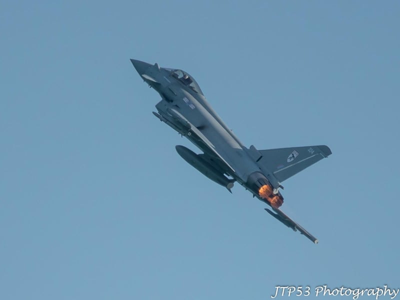 Airbourne 2025 - Eastbourne International Air Show. Red Arrows: Photo by Jeff Penfold JTP53 Photography