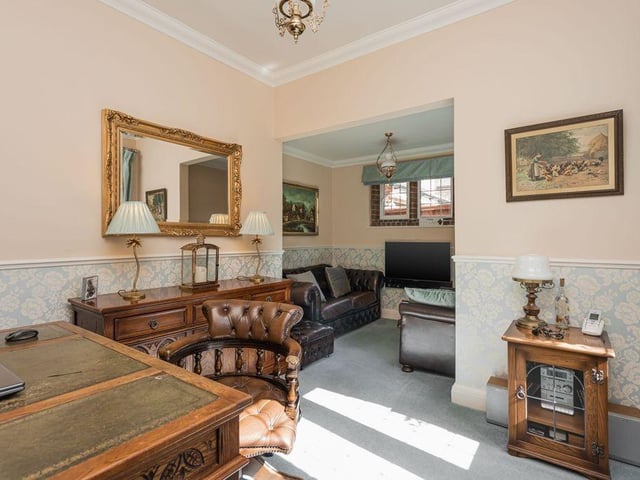 Three reception rooms - study/snug, dining room and living room