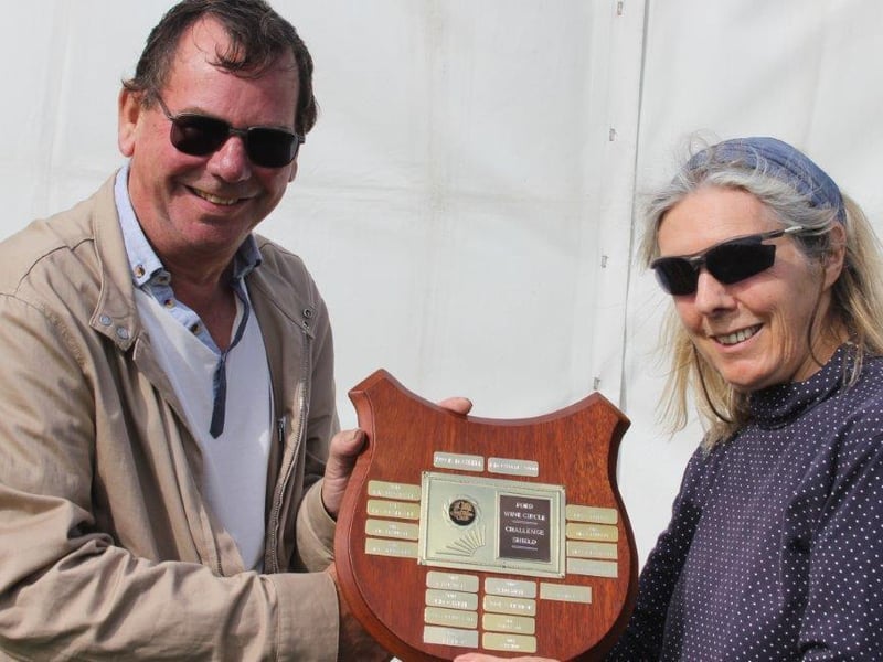 The combined features of the flower show, dog show and displays attracted many hundreds of visitors to the recreation ground