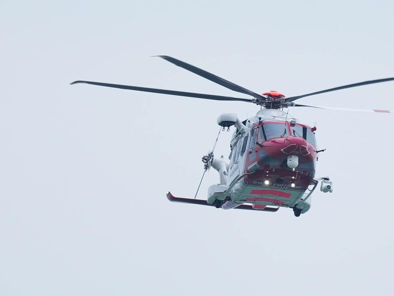 COASTGUARD CHOPPER 187 AND 175 OFF SELSEY THIS MORNING WITH SELSEY INSHORE RNLI