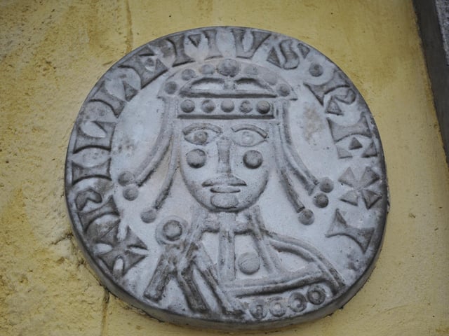 Restoration of the Sainsbury's Concrete Mural by Bexhill Heritage.