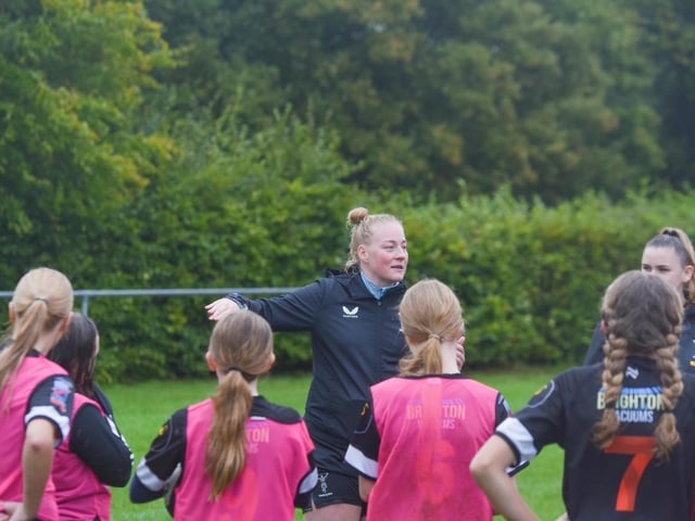 Girls at Burgess Hill RFC get a visit from Harlequins Women