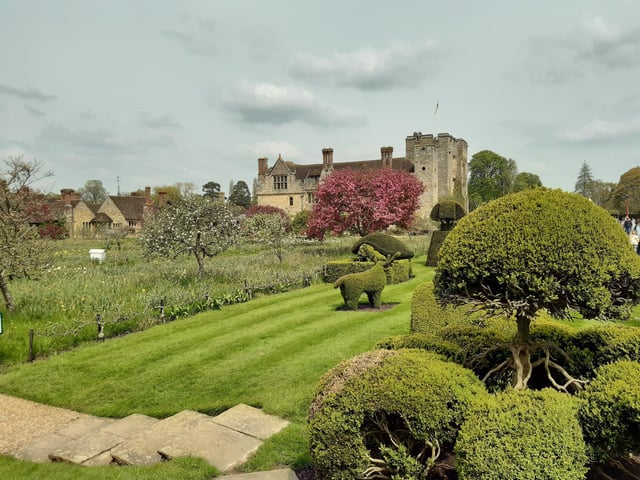 Hever Castle was to the childhood home of Anne Boleyn, King Henry VIII’s second wife.