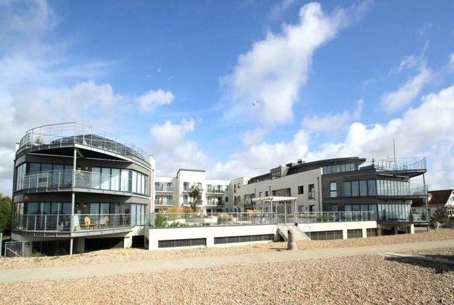 Two bed flat for sale, £425,000.
A beautifully presented, two double bedroom, two bathroom balcony apartment situated in the highly sought after Waterfront development. Inside, there is a spacious living room and large westerly sun balcony with glorious sea views. There is a stylish, large modern kitchen with integrated appliances and two double bedrooms, with the master bedroom boasting fitted wardrobes, its own balcony access and en-suite shower room along with a modern fitted family bathroom.