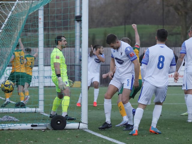 FA Trophy action between Horsham and AFC Totton