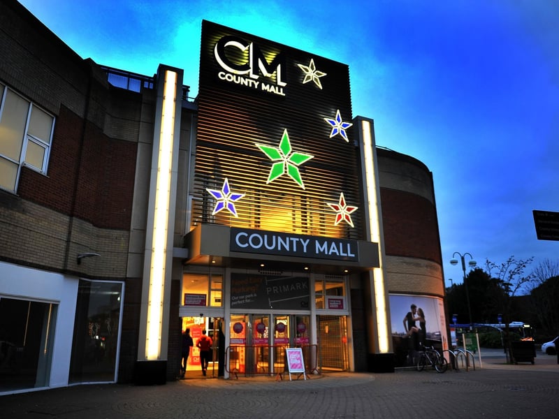 Christmas Lights at Crawley. Pic Steve Robards SR2011241