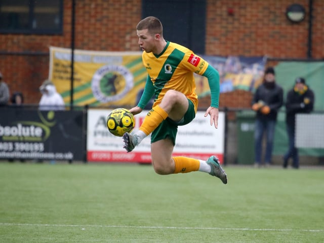 Promotion-chasing Horsham FC were held to a 1-1 draw at home by visiting Chatham Town