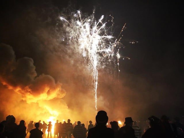 Hailsham Bonfire 2023. Photo by Andrew Clifton.