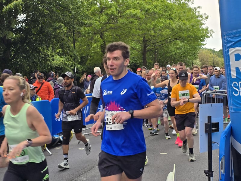Run Gatwick 2026 half marathon and 5k