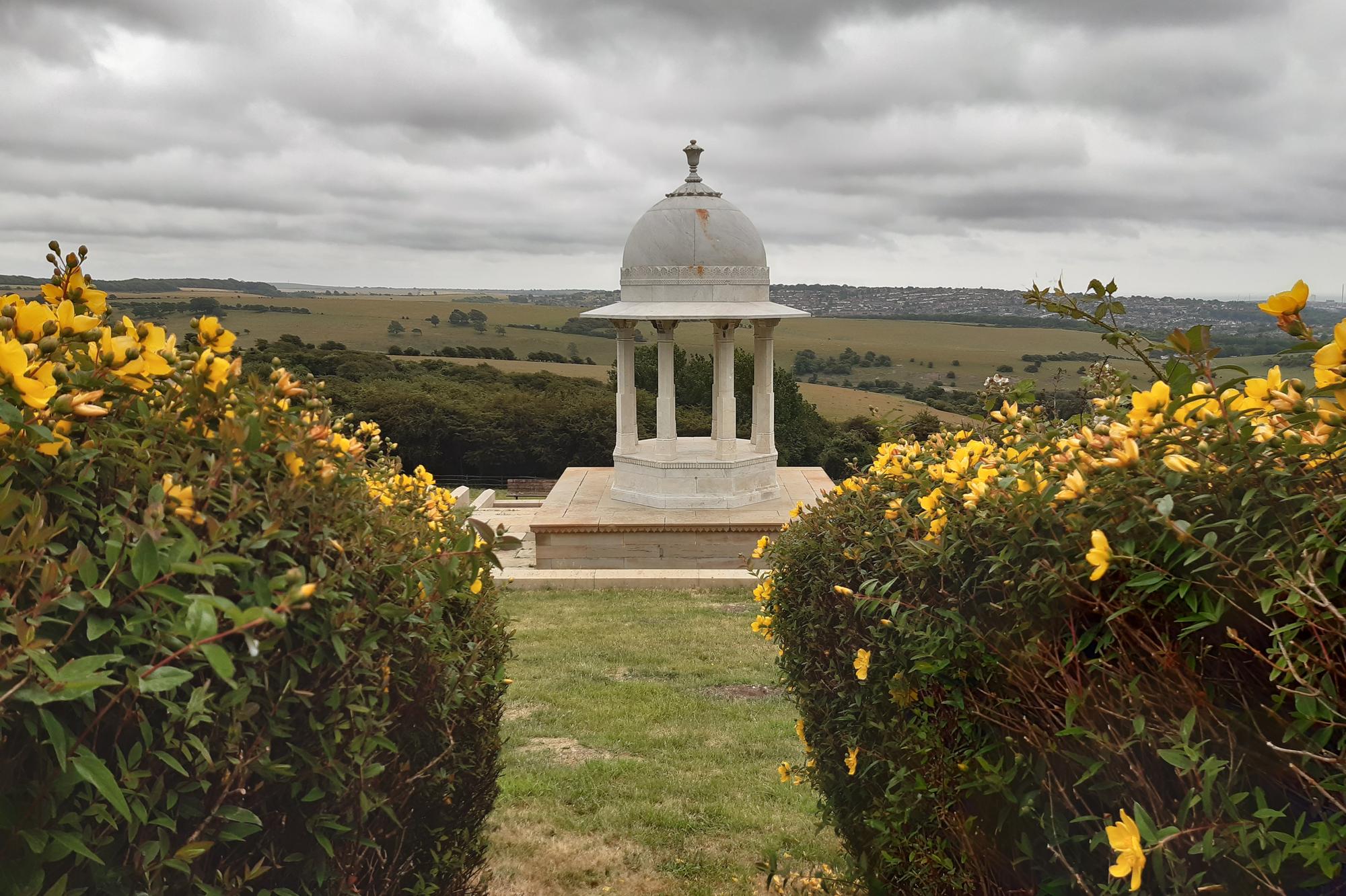 This walk takes you to the Chattri Memorial and offers views of the Sussex countryside at its finest