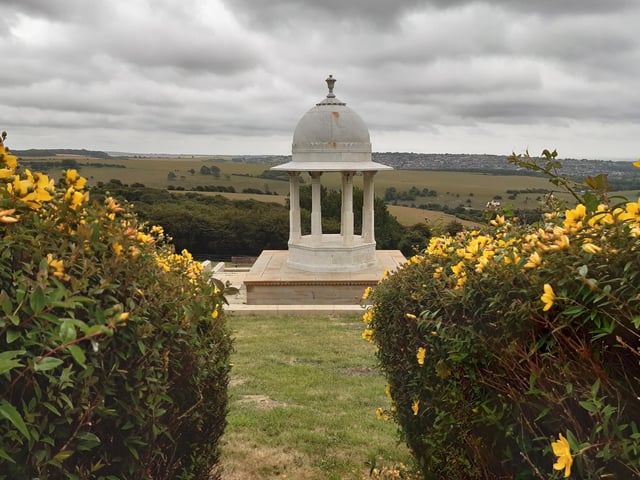 This walk takes you to the Chattri Memorial and offers views of the Sussex countryside at its finest