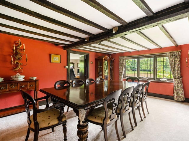 6 bed detached house for £2,750,000. Sold by Hamptons