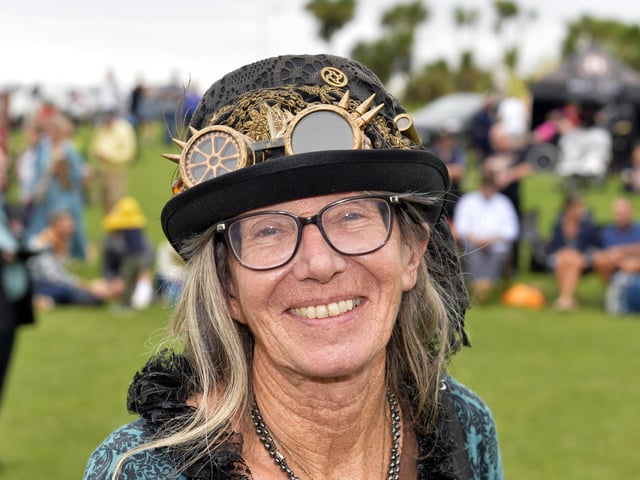 Steampunk Festival Eastbourne 24 (Photo by Jon Rigby)