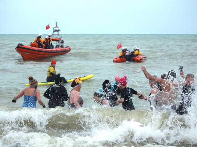 Littlehampton RNLI fundraisers organised a December Dip from Littlehampton East Beach