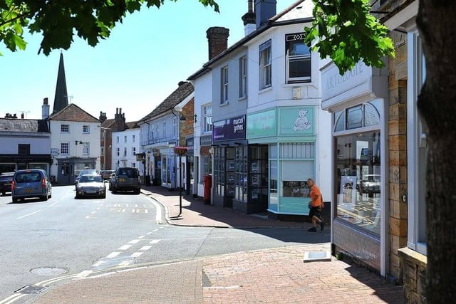 Haywards Heath South & Cuckfield is the second-richest neighbourhood in Mid Sussex, with an average annual household income of £60,900