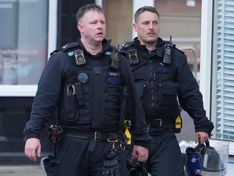 Two men have been arrested following a drug search conducted by the Metropolitan Police at an address in East Sussex.