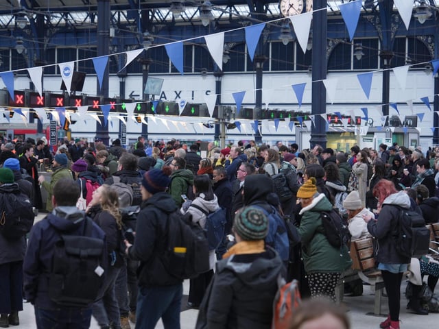 ‘Major signalling fault’ across Sussex trains causes huge disruption