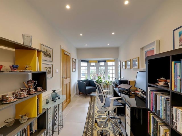 This impressive three-bedroom house close to the beach in Goring has a feature family room with part-vaulted ceiling