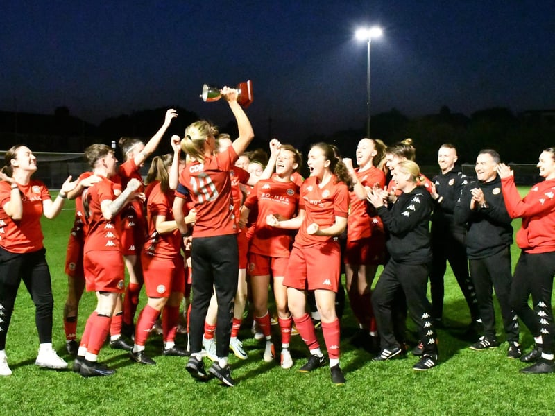 Worthing FC Women beat AFC Acorns and lift the London and SE premier division title