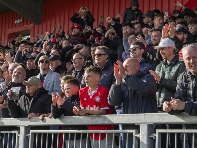 Worthing v Dagenham and Redbridge, National South