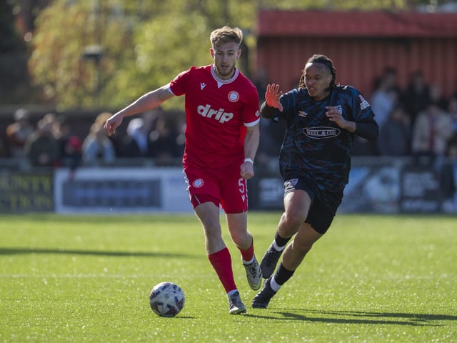 Worthing v Dagenham and Redbridge, National South