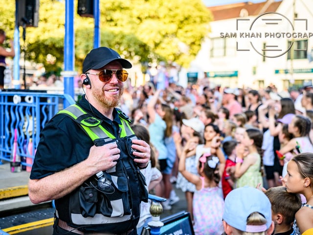 Crowds rammed Horsham town centre to hear a plethora of K-pop hits on Friday.