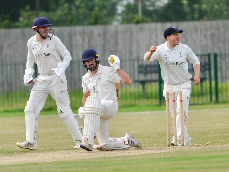 Worthing CC take on Buxted Park CC in Division 2 of the Sussex Cricket League