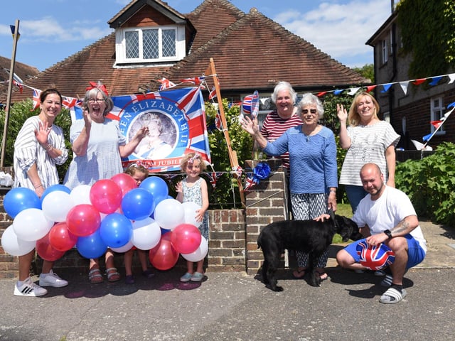Armadale Road residents L-R Jay Terry, Hillary Miller, Poppy Miller, Hattie Dyres, Hazel Stewart, Sarah Hodgson, Trudi Simpson and Nathan Carvello. Picture from Liz Pearce