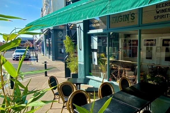 Fagins, on the corner of George Street, in Hastings Old Town, offers a selection of home-made Roma style 12 inch pizzas with a thin crust.