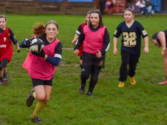 Girls at Burgess Hill RFC get a visit from Harlequins Women