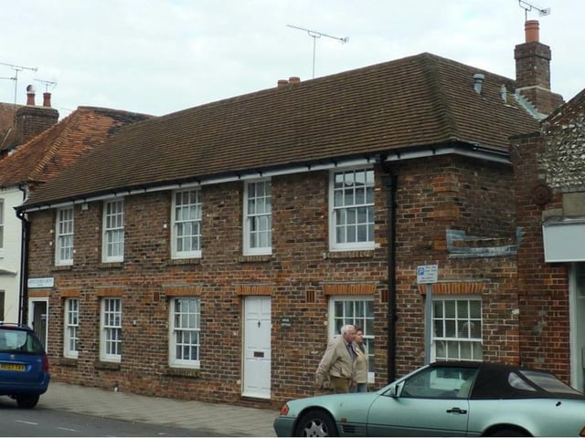 Housing on the site of the General Abercrombie pub in Queen Street