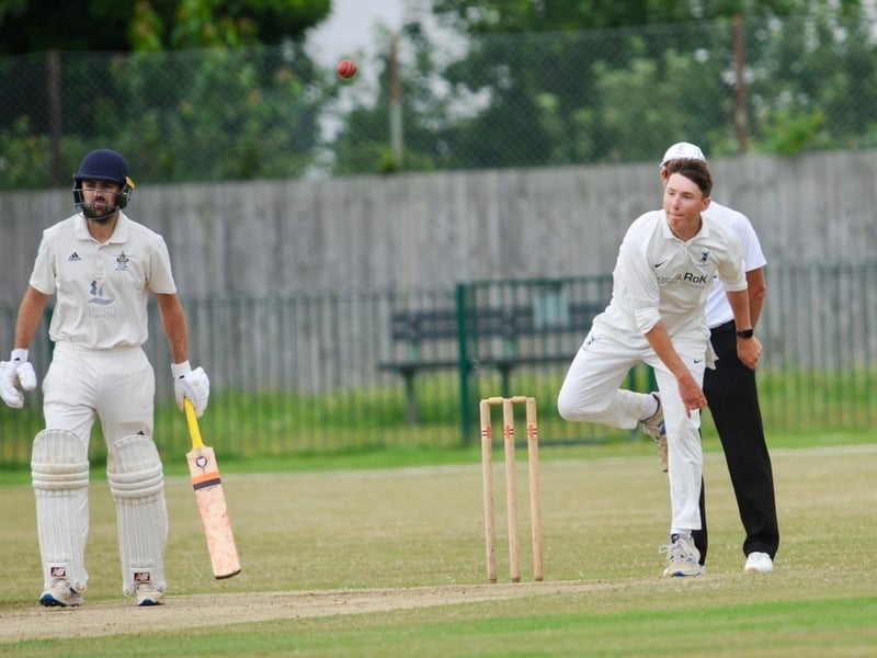 Worthing CC take on Buxted Park CC in Division 2 of the Sussex Cricket League