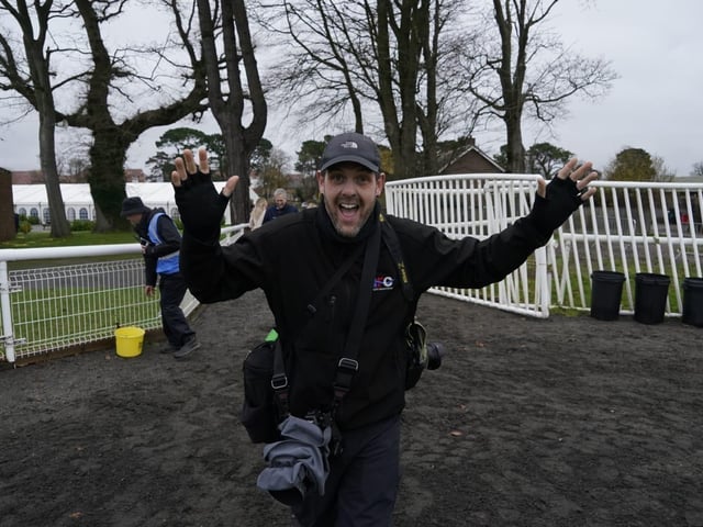 Christmas Jumpers Raceday at Fontwell Park 2025