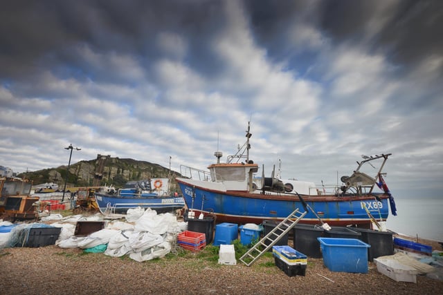 File: Hastings beach/Fishermen's Beach/Fishing boats