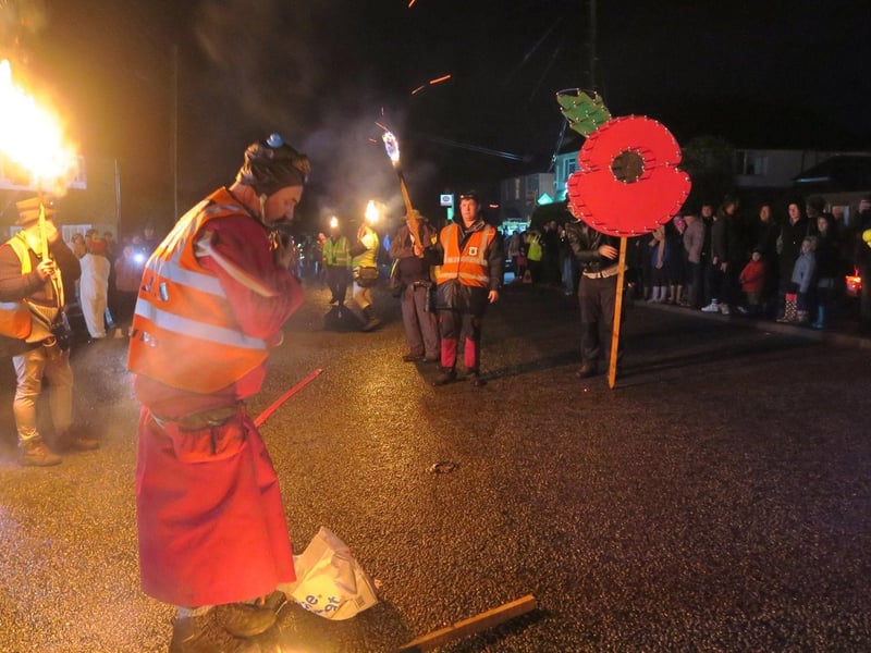 Ewhurst & Staplecross Bonfire 2023. Photo by Andrew Clifton.