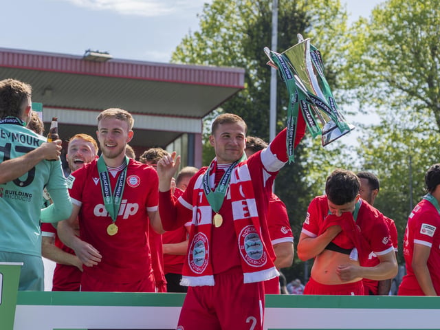 Worthing beat Ebbsfleet to clinch the National League South title